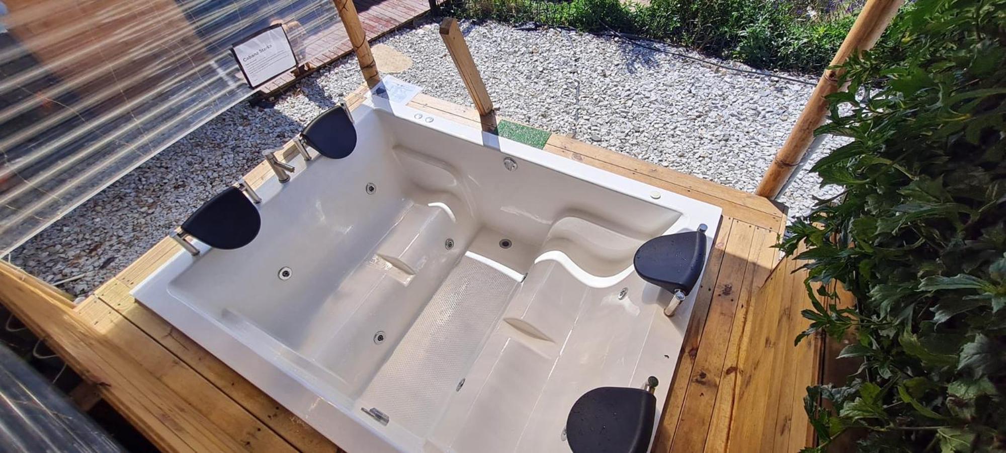 Starka & Jacuzzi Holiday home